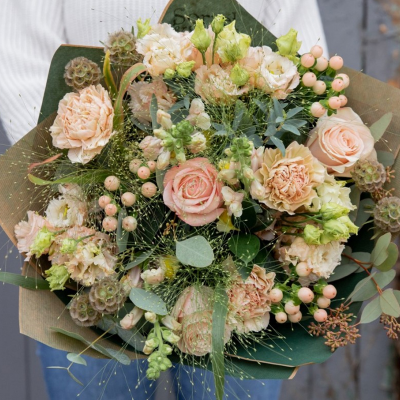 Florist Choice Autumnal Bouquet | Sorrel & Sage Florist - Whether you're sending flowers to celebrate a birthday, or looking for a bouquet to mark an anniversary, Sorrel and Sage Florist will design and deliver a beautiful arrangement.