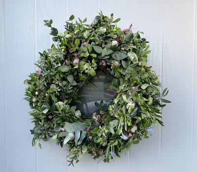 Spring Wreath | Sorrel and Sage Florist, Parbold - Embrace the start of Spring and deck your door with a handmade foliage wreath filled with daffodil and muscari bulbs, order online via the website or call us on 01704 790244