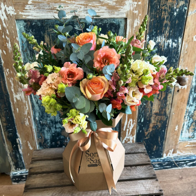 Florist Choice Deluxe Autumn Bouquet - Order bouquets and cut flowers for delivery across Parbold, Newburgh, Burscough, Lathom and Rufford from your local, independent family run florist, Sorrel and Sage Florist.